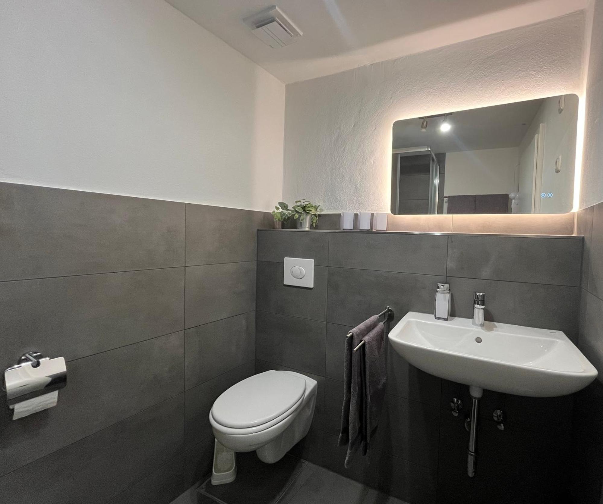 Ferienwohnungen Und Appartements - Haus Budinger Alf Esterno foto